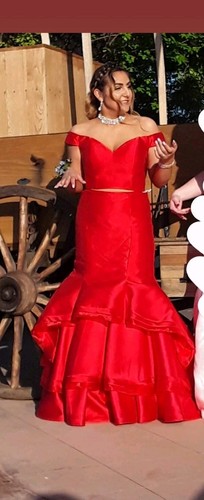 Sherri hill red piece - sherri,